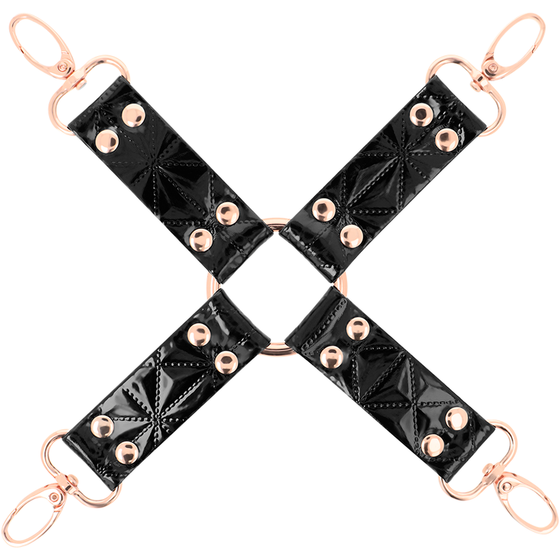 Corda di sottomissione in pelle vegana BEGME BLACK EDITION, modello Hog Tie, nera, con fibbie regolabili e dettagli di alta qualità
