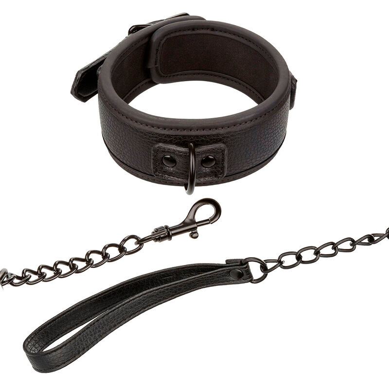 Collare e guinzaglio in pelle nero regolabile di CALEXOTICS, accessori per animali o uso personale, con dettagli in pelle di alta qualità