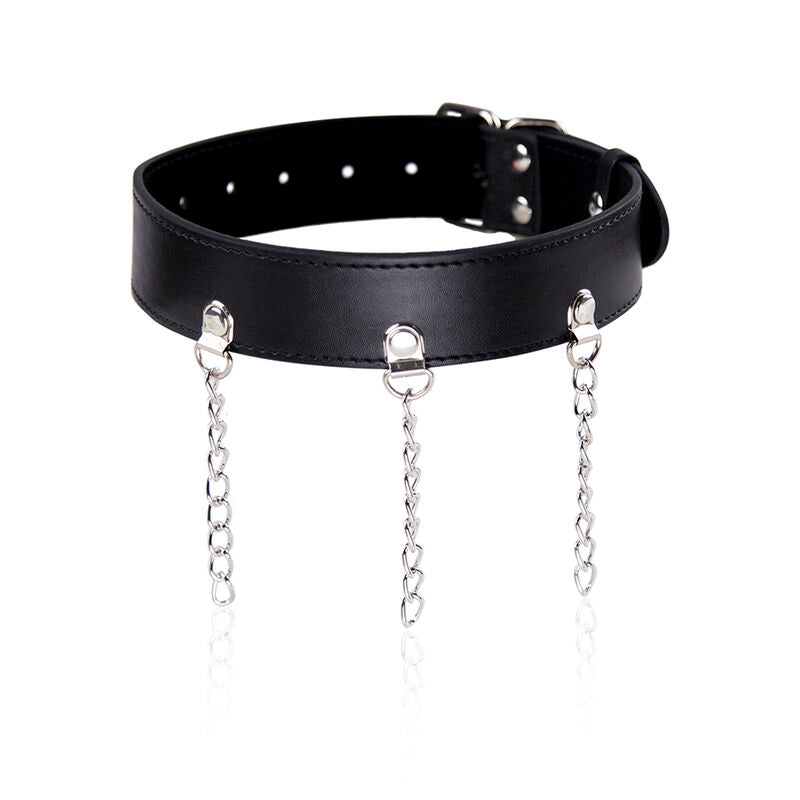 Collana fetish OHMAMA FETISH con anelli in metallo, design audace e dettagli intricati, ideale per look alternativi e audaci.