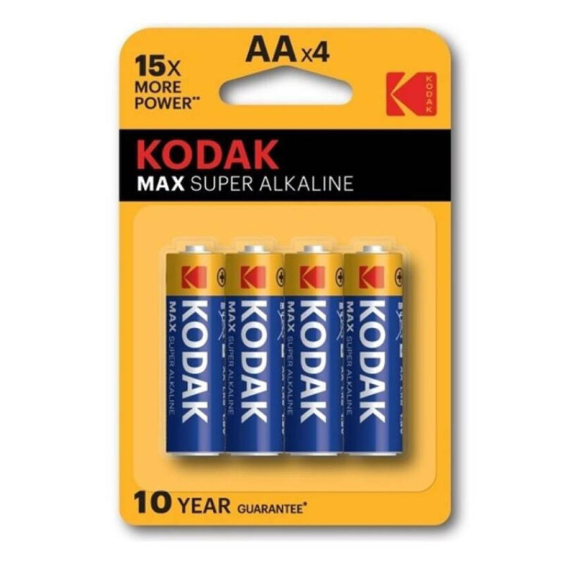 Batterie alcaline AA KODAK MAX LR6 in blister da 4 pezzi, immagini delle batterie con etichette e contatti metallici.