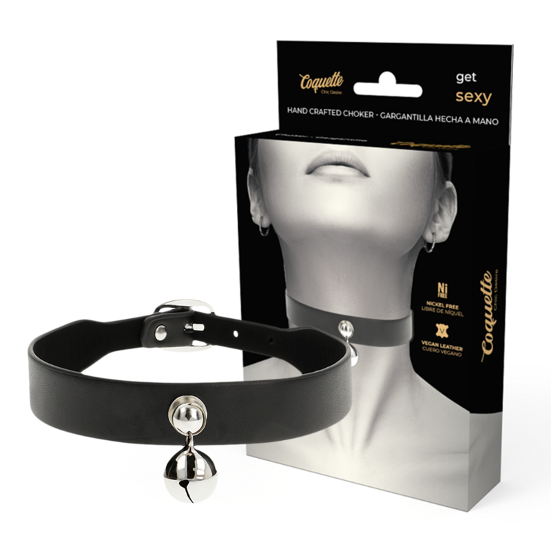 Collana donna Coquette Chic Desire in pelle vegana con sonaglio, accessorio elegante e alla moda in dettaglio.