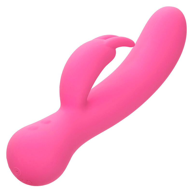 Vibratore coniglio rosa CALEXOTICS, ricaricabile, con design ergonomico e dettagli realistici per il piacere.