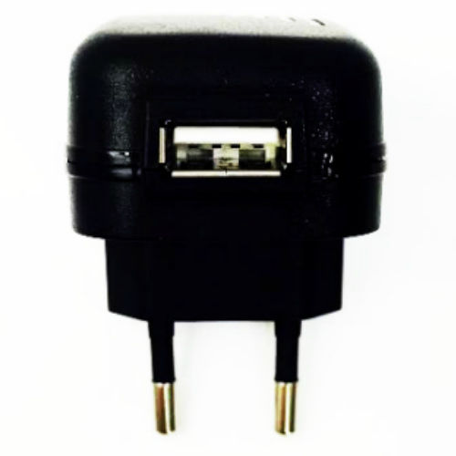 Caricatore USB europeo DREAMLOVE con spine compatibili per dispositivi elettronici, design compatto e pratico.