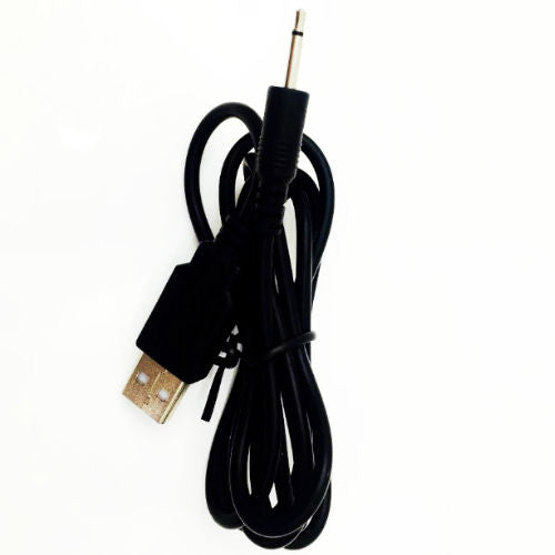Caricatore USB Pretty Love con cavo, compatibile con dispositivi elettronici, in design compatto e pratico per ricariche rapide.