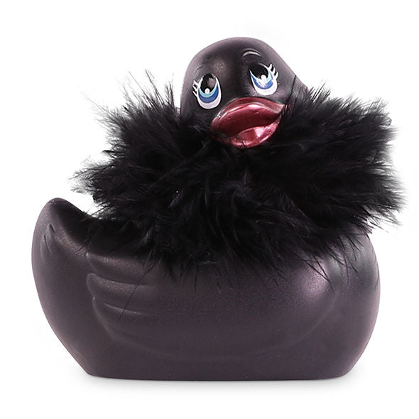 Sforgo La Mia Duckie 2.0 di Rebelrosee, dildo nero in silicone, con dettagli realistici e forma a papera, su sfondo neutro