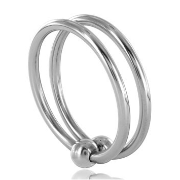 Anello doppio in metallo METAL HARD, misura 28 mm, con design robusto e dettagli metallici visibili in primo piano