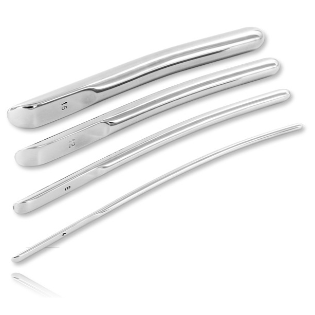 Dilatatore uretrale in acciaio METAL HARD da 4mm, oggetto per uso urologico, con superficie liscia e manico ergonomico.