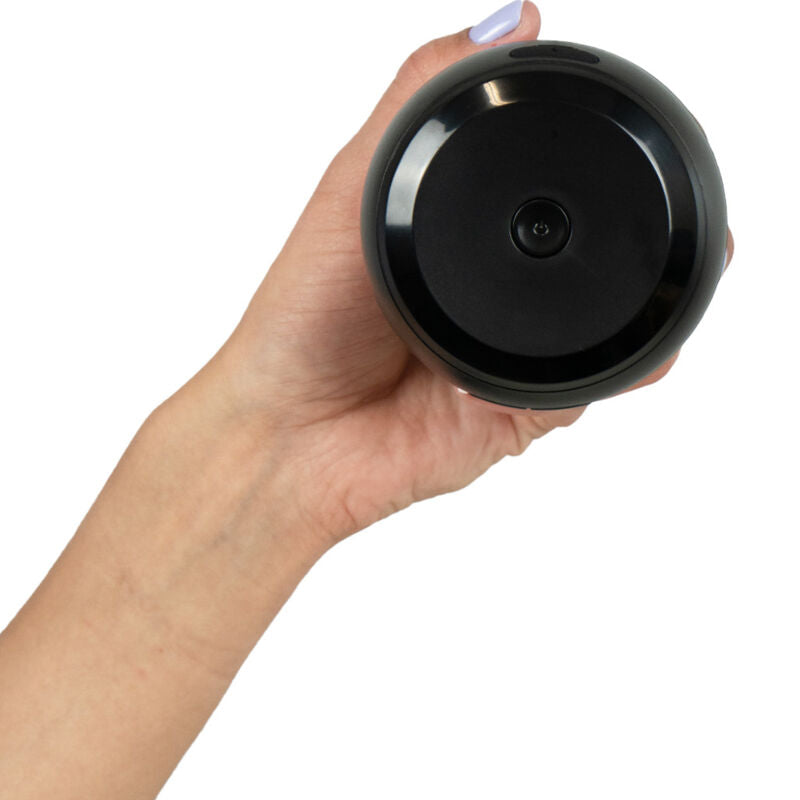 Dispositivo di aspirazione interattivo KIIROO PowerBlow con design moderno e dettagli visibili in immagine.