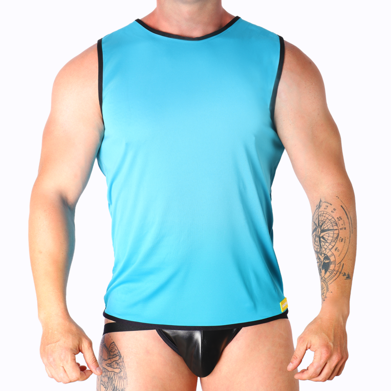 Maglietta blu MACHO UNDERWEAR, taglia S/M, con logo e vestibilità comoda, visibile in immagine.