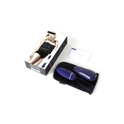 Vibratore B SWISH BNAUGHTY DELUXE Unleashed Blu Notte, design elegante e dettagli realistici per stimolazione.
