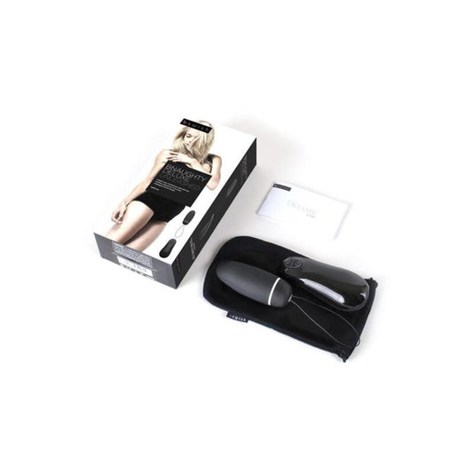 Vibratore nero B Swish Bnaughty Deluxe Unleashed con superficie liscia e design elegante, ideale per stimolazione e piacere.