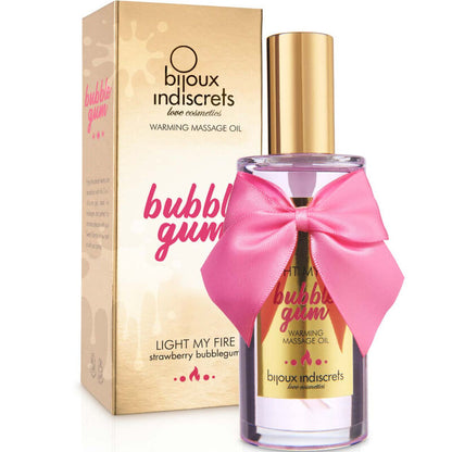 Olio da massaggio Indiscrets Light My Fire di BIJOUX LOVE, effetto calore e gusto gomma, flacone elegante e compatto.