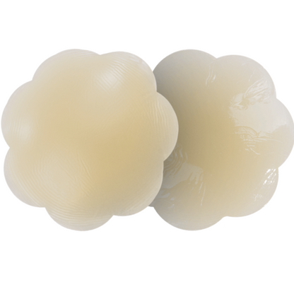 Copripezzi BYE-BRA in stile petalo, accessorio per coprire i capezzoli, con design delicato e femminile.