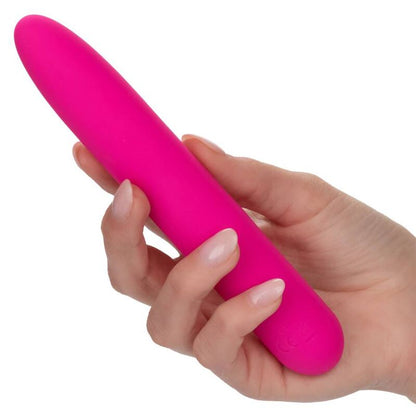 Calexotics Bliss Vibe Rosa, sex toy rosa con design elegante, dettagli curati e superficie liscia, ideale per stimolazione personale
