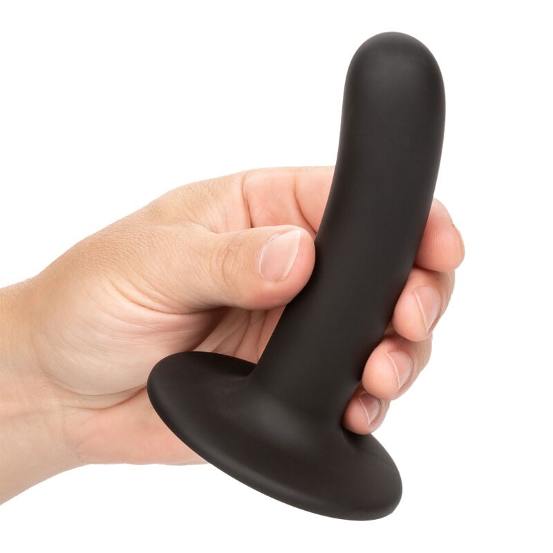 Dildo CALEXOTICS Boundless da 12 cm compatibile con limbracatura, superficie liscia e design ergonomico, visibile in immagine