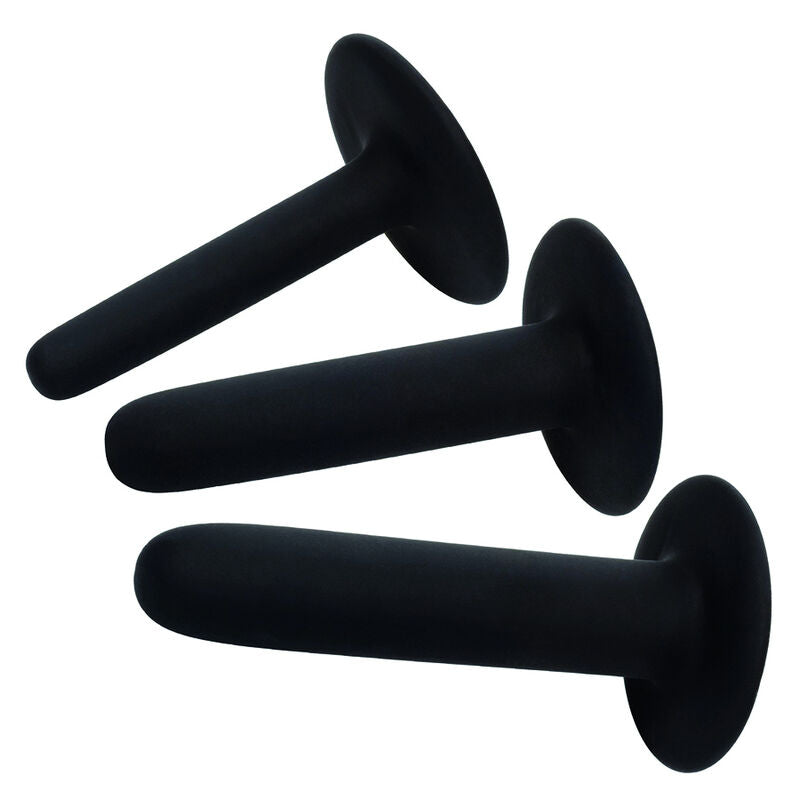 Kit di pegging in silicone CALEXOTICS Boundless, set completo con accessori per giochi di ruolo e piacere anale.