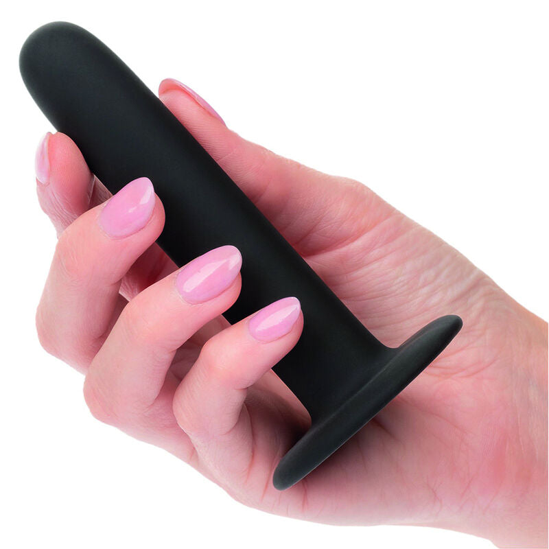 Set di pegging in silicone CALEXOTICS Boundless Kit, completo di accessori, progettato per piacere e comfort.