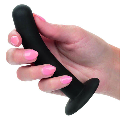 Kit di pegging CALEXOTICS Boundless in silicone per curve, include vari accessori anatomici e design ergonomico.