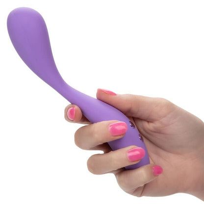 Calexotics Contour Demi Viola, dildo realistico viola con dettagli curvi e morbidi, per stimolazione sensuale e confortevole.