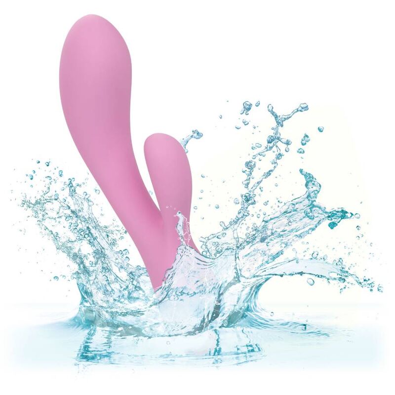 Contenitore rosa CALEXOTICS Contour Zoie con design ergonomico e dettagli eleganti, ideale per massaggi e piacere personale.