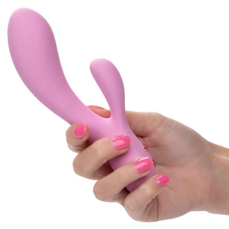 Contenuto della confezione CALEXOTICS Contour Zoie Rosa, vibratore a forma di cono rosa con dettagli eleganti.