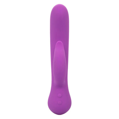 Vibratore pleaser ricaricabile CALEXOTICS FIRST TIME in colore viola, mostra la forma ergonomica e dettagli del prodotto
