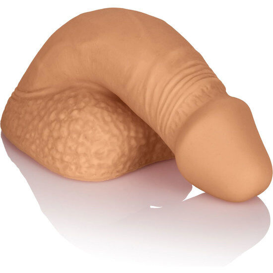 Guarnizione in silicone CALEXOTICS per pene da 12,75 cm, colore caramel, con superficie liscia e adatta a usi intimi.