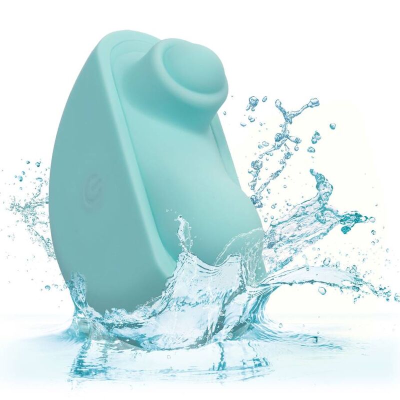 Stimolatore Acclaim verde acqua di Calexotics Ovation, design ergonomico e dettagli colorati, ideale per piacere e relax.