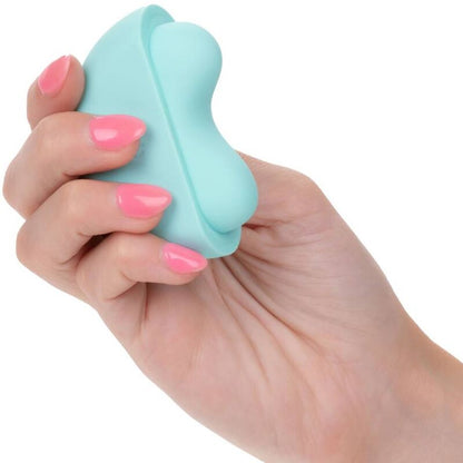 Stimolatore Clitorideo CALEXOTICS Ovation Applausi Verde Acqua, design ergonomico e resistente, ideale per stimolazione e piacere.