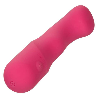 Calexotics Pixies Curvy Rosa, bambole sexy di silicone con curve seducenti, dettagli realistici e colori vivaci, per gioco intimo.