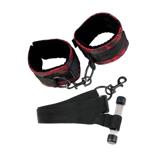 Manette porta nera CALEXOTICS Scandal, design elegante e robusto, con dettagli in metallo e finitura nera opaca.