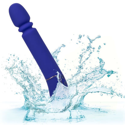 Calexotics ShameLess Slim Thumper blu, stimolatore vibrante compatto con design ergonomico e superficie liscia in dettaglio.