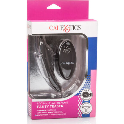 Dispositivo CALEXOTICS XO Remote Lock N Play Panty Teaser indossato, controllo remoto per giochi di intimità e piacere.