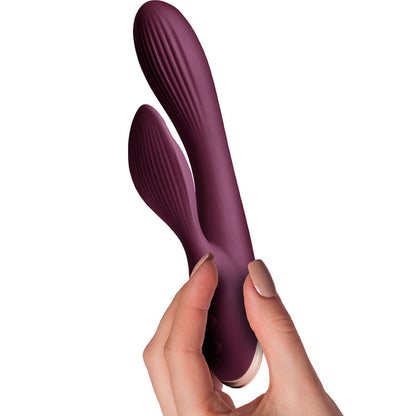 Vibratore coniglio Lyanna di Climaximum, design realistico, dettagliata superficie e stimolante forma per massima soddisfazione.