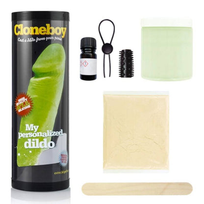 Kit Cloner Penis CLONEBOY con dettagli visibili, inclusi i componenti per il clonato che brillano al buio.