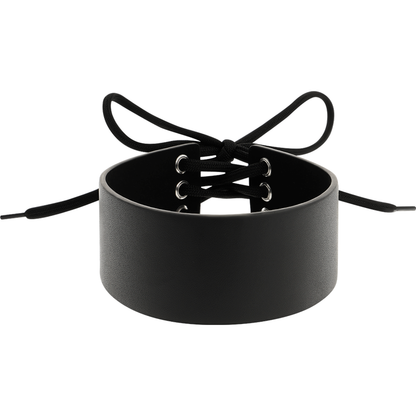 Girocollo in pelle vegana Coquette Chic Desire, collana elegante con design raffinato e dettagli in pelle nera.