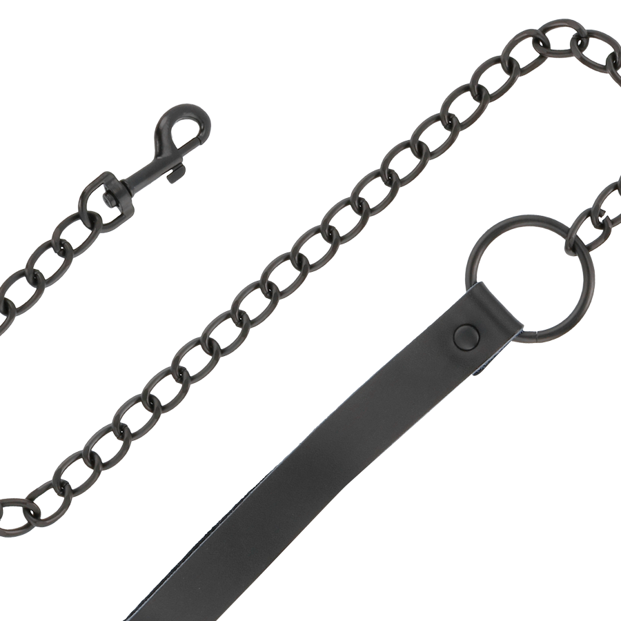 Collana nera con catena Darkness Bondage, accessorio elegante e di stile, visibile in primo piano nell'immagine.