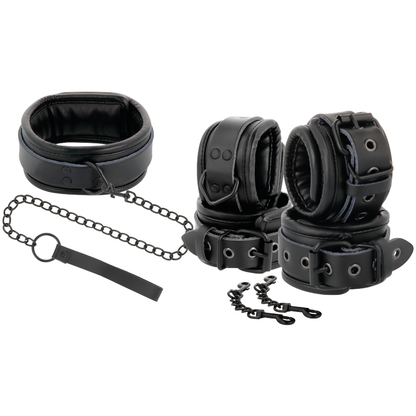 Manette e colletto in pelle nera del prodotto Darkness, accessori eleganti e di alta qualità in pelle nera.