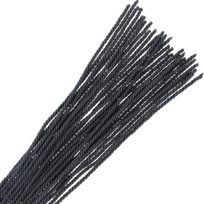 Frusta bondage nera di 50 cm marca Darkness Sensations, con impugnatura e frange in pelle sintetica.