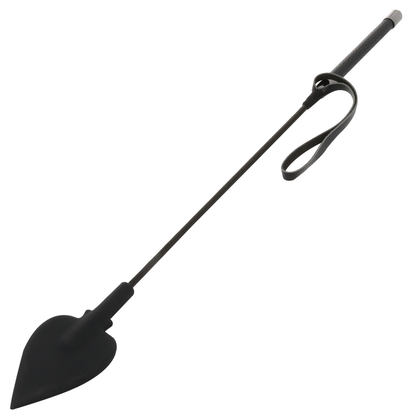 Frusta in silicone nero Darkness Sensations lunga 60 cm, manico ergonomico e superficie liscia per massaggi e piacere.