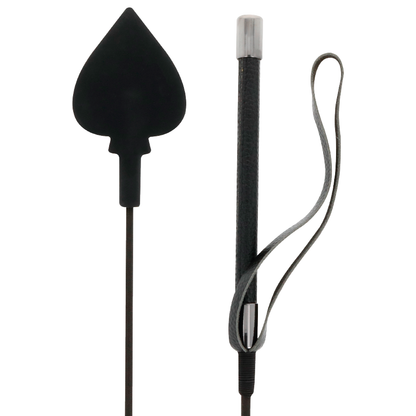 Frusta in silicone nero da 60cm del marchio Darkness Sensations, dettagli visibili sulla superficie liscia e flessibile.