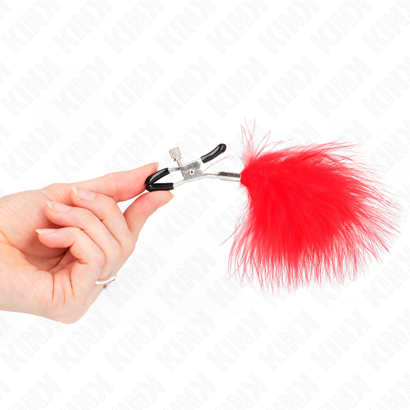 Pinza per capezzoli KINK NIPPLE GRIP, Piuma Rossa, lunghezza 7 cm, con design sottile e dettagli rossi, per stimolazione sensuale.