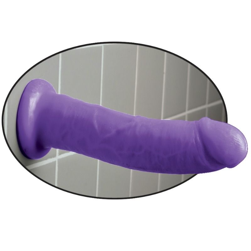 Dildo viola DILLIO da 20,32 cm, realizzato in silicone, con dettagli realistici e superficie liscia.