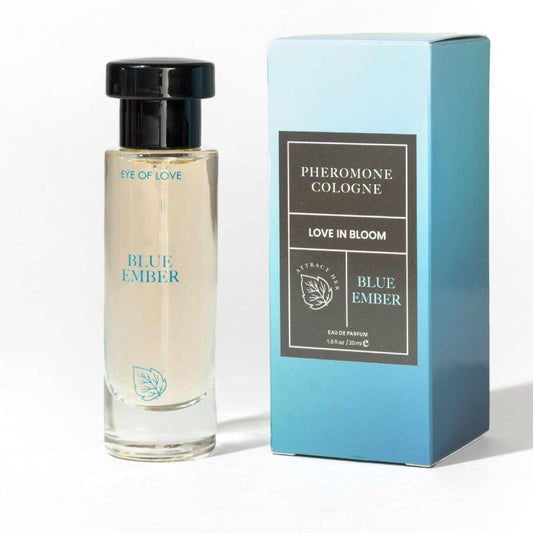 Profumo EYE OF LOVE Bloom Male Indica Blue Ember da 30 ml, bottiglia con etichetta blu e dettagli eleganti