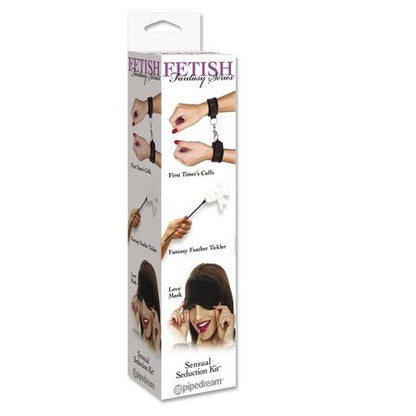 Kit di seduzione sensuale della serie Fetish Fantasy Series, completo di accessori per il gioco erotico.