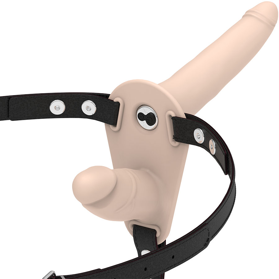 Feticcio FETISH SUBMISSIVE HARNESS con vibratore Flesh Up, doppia penetrazione, in dettaglio, mostra il design e la texture del prodotto.