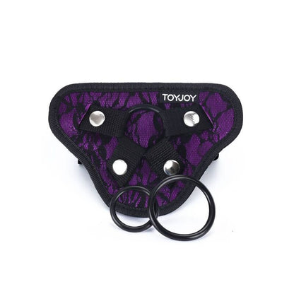 Imbragatura in pizzo con cinturino viola del brand GET REAL, dettaglio di lingerie femminile elegante e raffinata