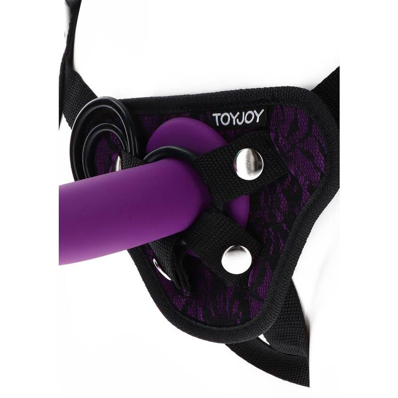 Imbragatura in pizzo con cinturino viola di GET REAL, dettagli raffinati e femminili, vista frontale dell'accessorio elegante.