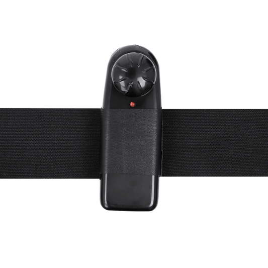 Immagine del harness Attraction RNES Hollow Benny con vibratore da 15 cm e 4,5 cm di diametro, in dettaglio.