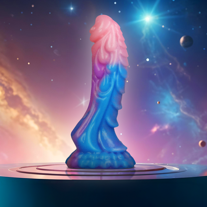 Dildo extraterrestre EPIC Ashtar con forma umana, dettagli realistici e superficie liscia, ideale per piacere e stimolazione.